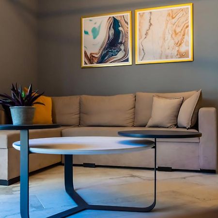 Cozy Modern Apartment Inside The City Center Thessaloniki Buitenkant foto